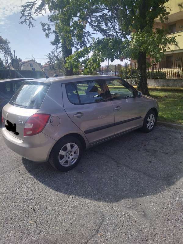 Second-hand Skoda Fabia 60 CP (44 kW) 2007 Gri Hatchback