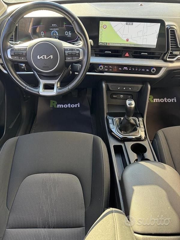 Usata Kia Sportage Style 150 CV (110 kW) 2022 Bianco SUV