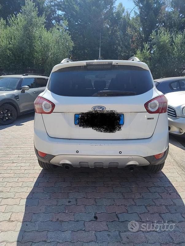 Usata Ford Kuga Titanium 136 CV (100 kW) 2010 Bianco SUV