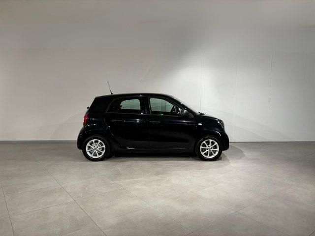 Usata Smart ForFour Passion 71 CV (52 kW) 2017 Nero Utilitaria