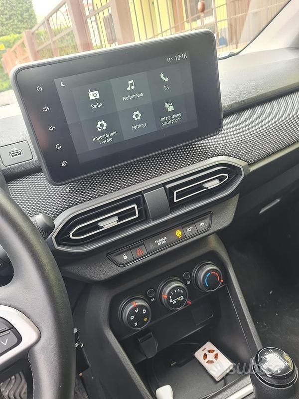 Usata Dacia Sandero 91 CV (66 kW) 2024 Bianco Berlina