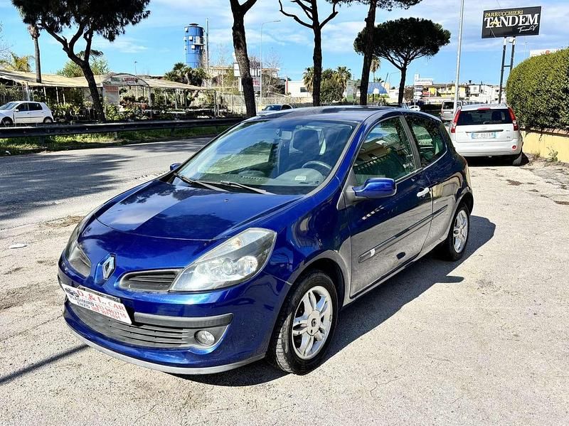Usata Renault Clio II 75 CV (55 kW) 2006 Other Berlina