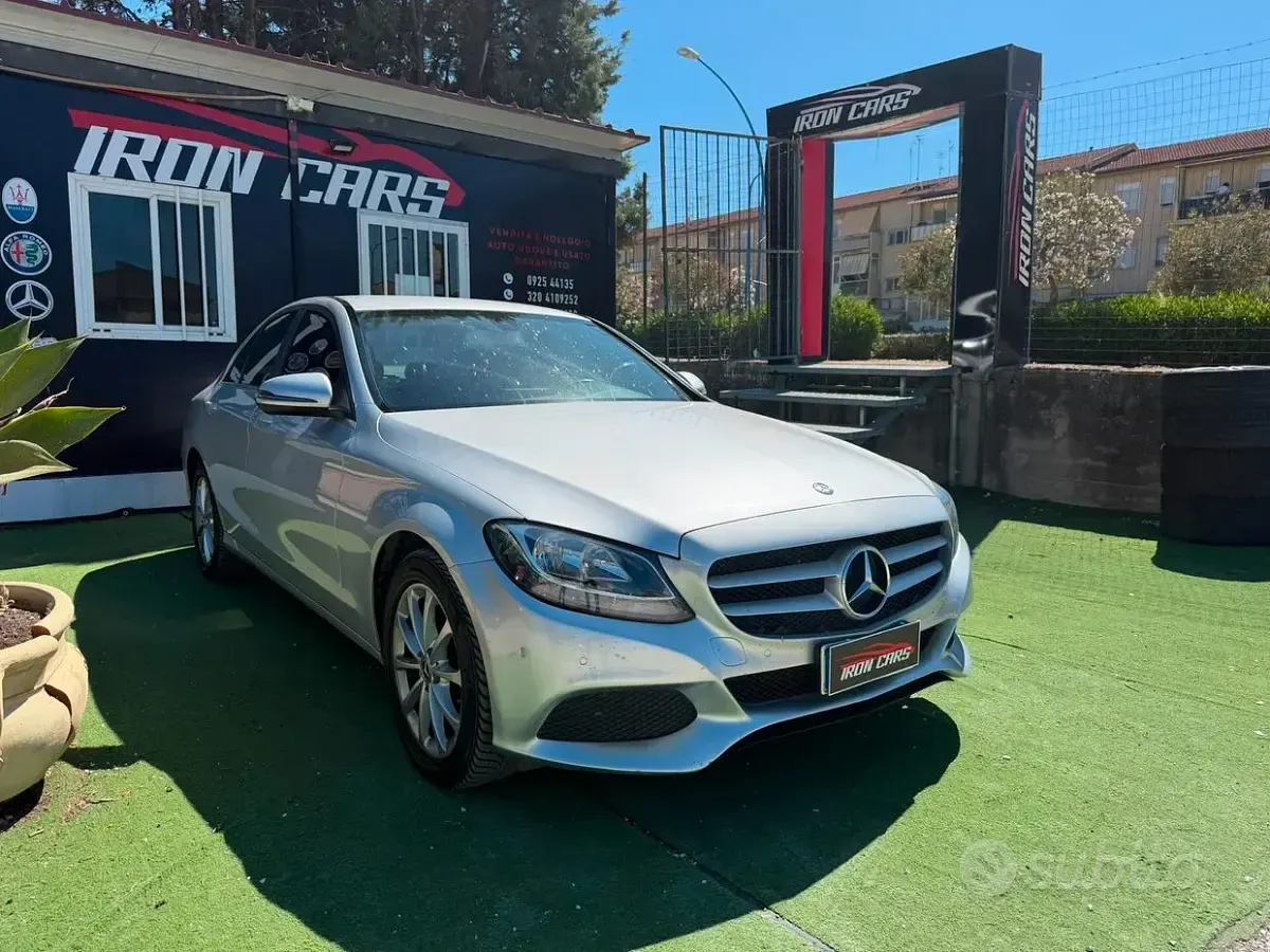 Usata Mercedes C200 Executive 136 CV (100 kW) 2016 Grigio Berlina