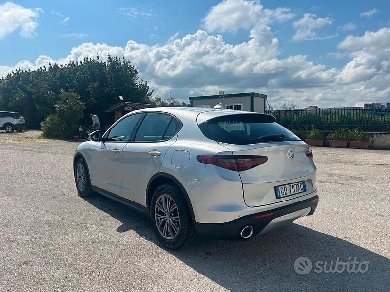 Usata Alfa Romeo Stelvio Business 160 CV (117 kW) 2021 Grigio SUV