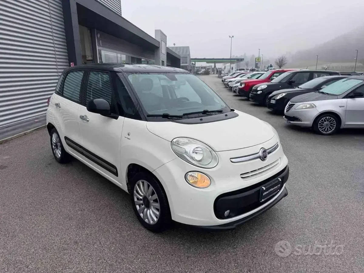 Usata Fiat 500L Lounge 84 CV (61 kW) 2015 Bianco Monovolume