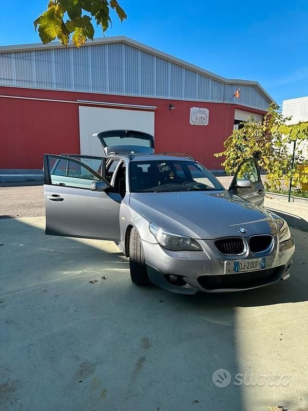 Usata BMW 530 M Sport 2004 Grigio Station wagon