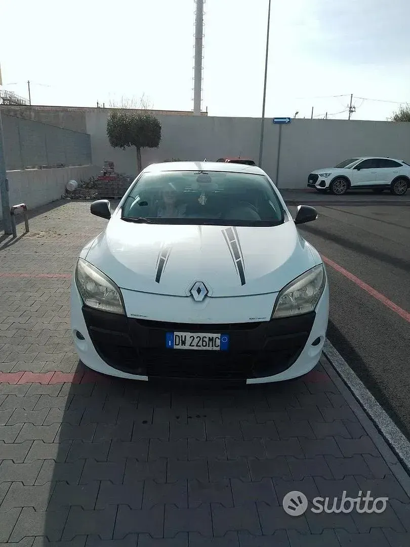 Usata Renault Mégane 110 CV (80 kW) 2009 Coupé