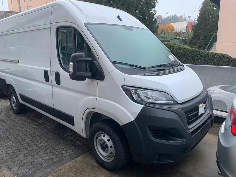 Usata Fiat Ducato 33 140 CV (102 kW) 2024 Bianco Furgone