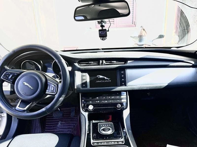 Usata Jaguar XF Business Edition 163 CV (119 kW) 2016 Berlina