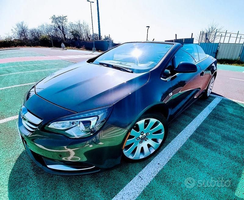 Usata Opel Cascada 2013 Grigio Cabrio