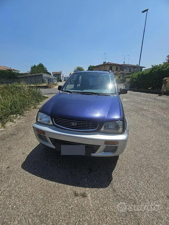Usata Daihatsu Terios 83 CV (61 kW) 1999 Bluazzurro SUV