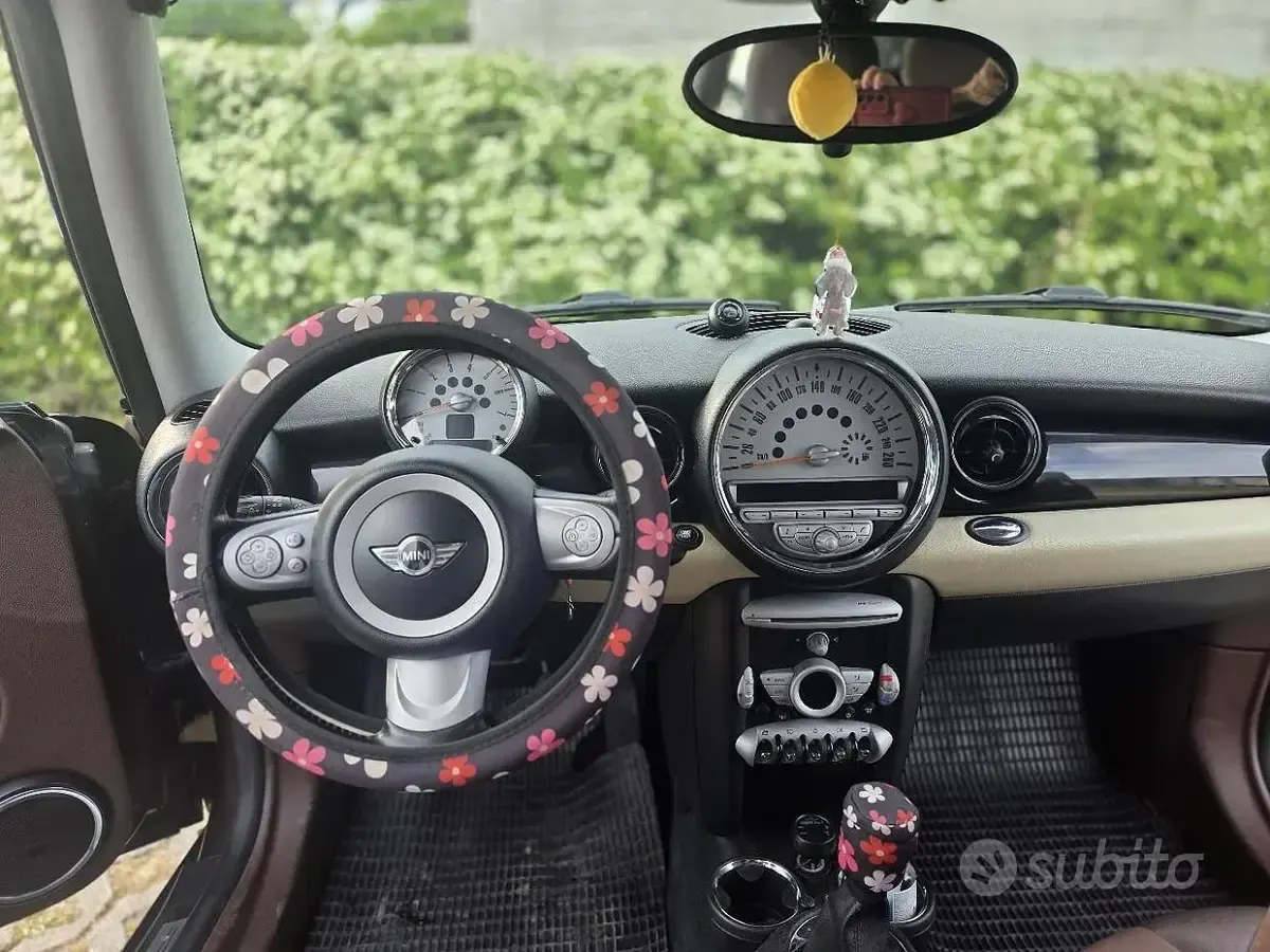 Usata Mini Cooper Clubman 112 CV (82 kW) 2010 Marrone Station wagon