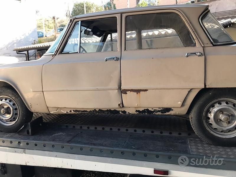 Usata Alfa Romeo Giulia 1300 Ti 1960 Marrone Berlina