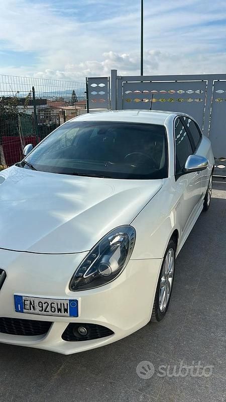 Usata Alfa Romeo Giulietta 150 CV (110 kW) 2012 Utilitaria