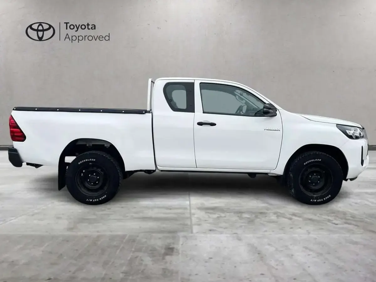 Usata Toyota HiLux Comfort 150 CV (110 kW) 2021 Bianco Pick-up