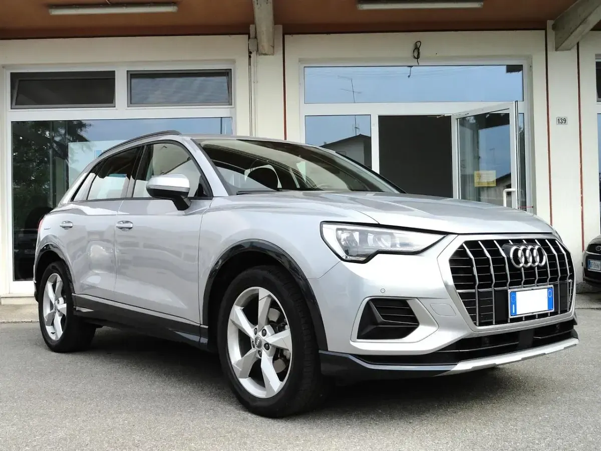 Usata Audi Q3 Advanced Plus 149 CV (109 kW) 2020 Argento SUV
