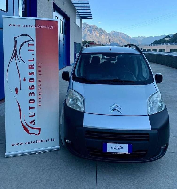 Usata Citroën Nemo 75 CV (55 kW) 2011 Argento metallizzato Monovolume