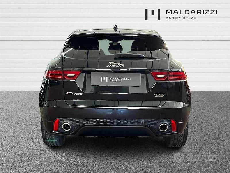 Usata Jaguar E-Pace R-Dynamic 180 CV (132 kW) 2018 Da sistemare SUV