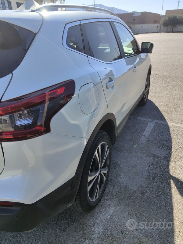 Bianco Usata 2019 Nissan Qashqai SUV | 17.450 € - Immagine 1/4