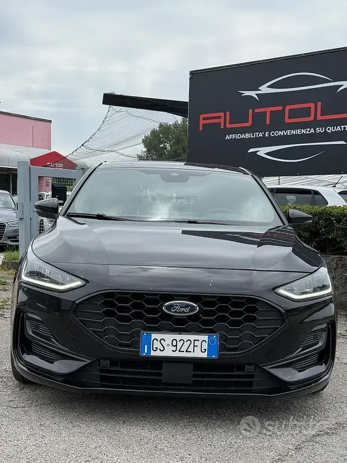 Usata Ford Focus ST 115 CV (84 kW) 2023 Nero Berlina