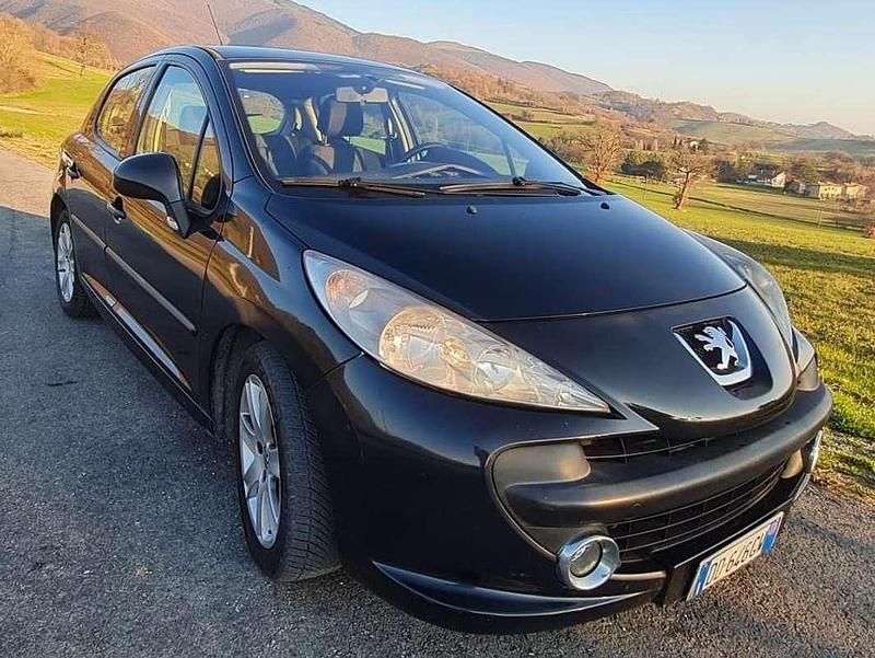 Usata Peugeot 207 109 CV (80 kW) 2007 Nero Berlina