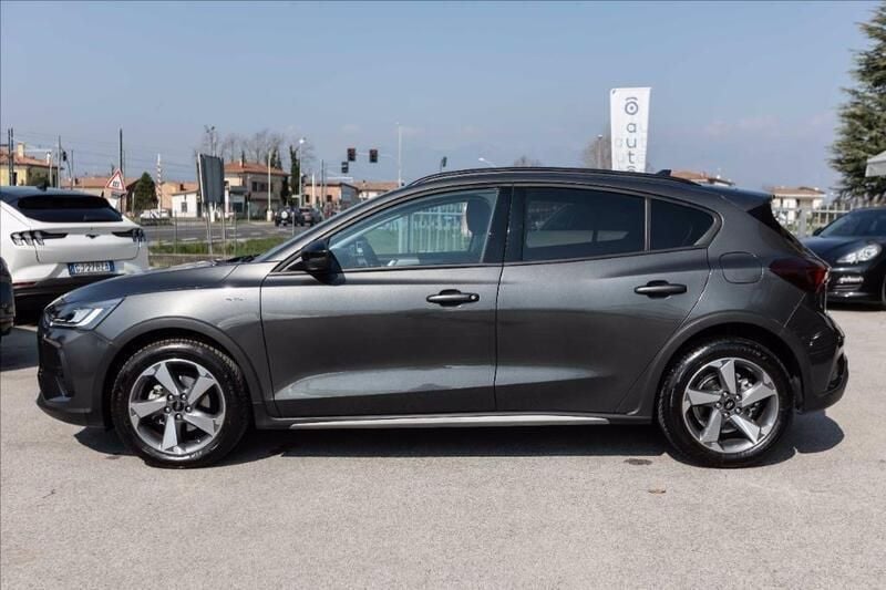 Usado Ford Focus Active 125 HP (91 kW) 2023 Cinzento SUV