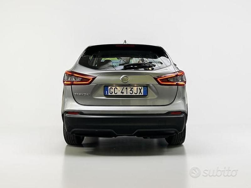 Usata Nissan Qashqai 116 CV (85 kW) 2020 Grigio SUV