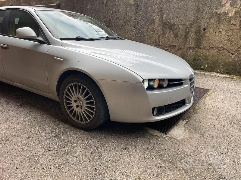 Usata Alfa Romeo 159 150 CV (110 kW) 2007 Grigio Station wagon