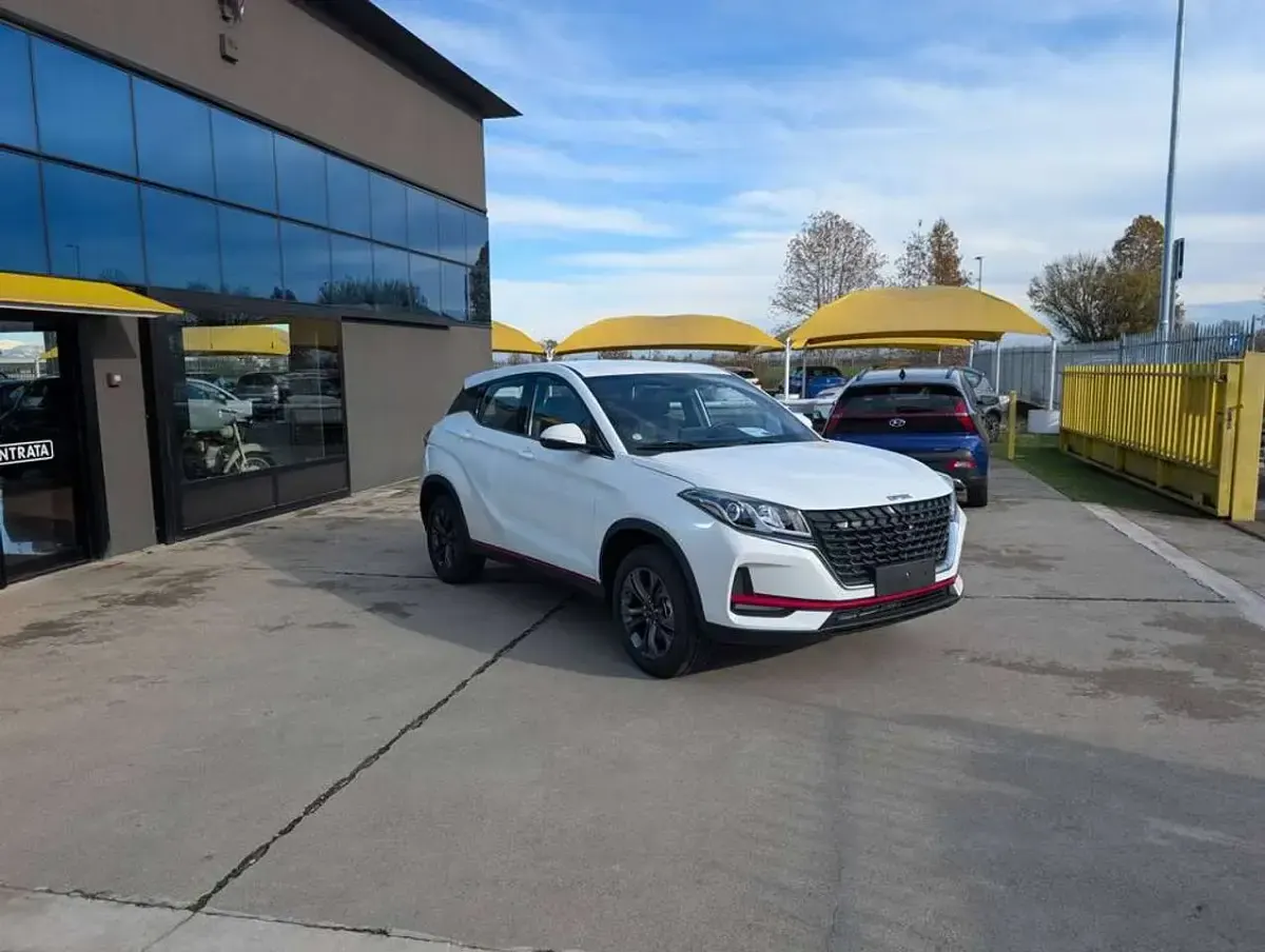Nuova DFSK Glory 500 106 CV (77 kW) 2026 Bianco SUV