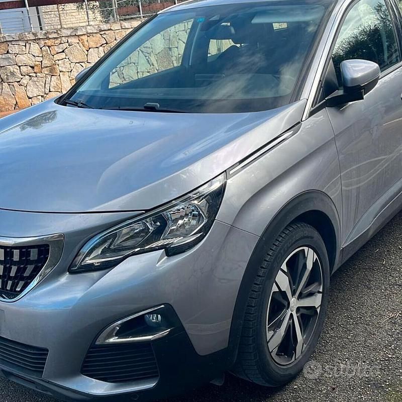 Usata Peugeot 3008 Allure 131 CV (96 kW) 2019 Grigio SUV