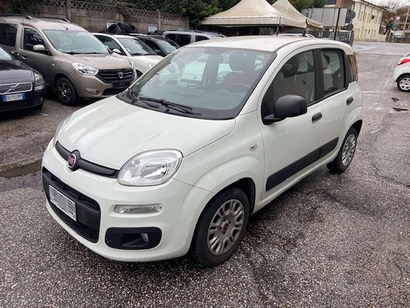 Usata Fiat Panda Easy 69 CV (50 kW) 2016 Bianco Utilitaria