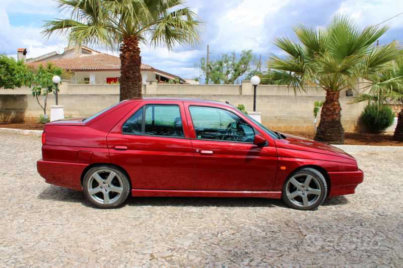 Usato 1997 Alfa Romeo 155 1.6 Benzin 120 CV (8.000 €)