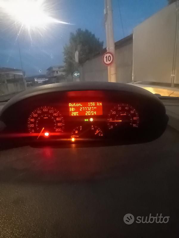 Usata Fiat Idea 75 CV (55 kW) 2004 Blu Monovolume