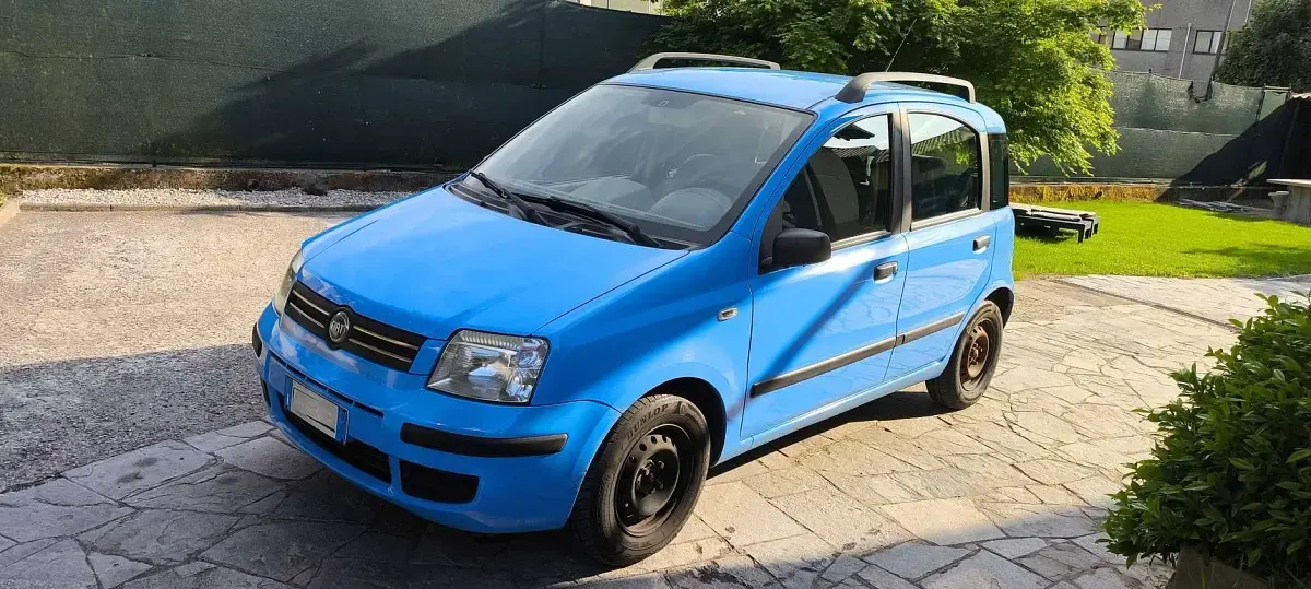 Usata Fiat Panda Dynamic 60 CV (44 kW) 2004 Blu/azzurro Utilitaria