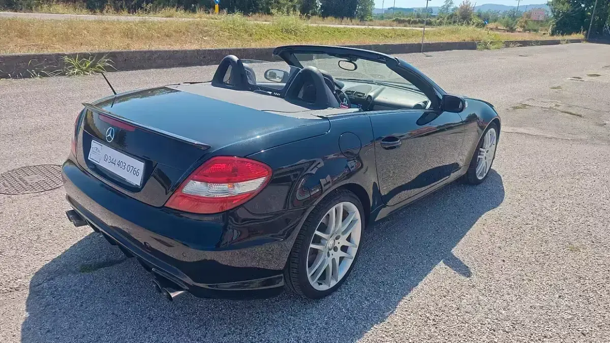 Usata Mercedes SLK200 163 CV (119 kW) 2008 Nero Cabrio