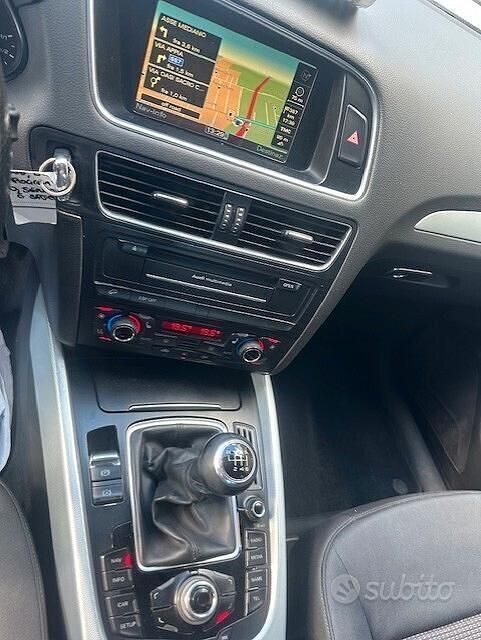 Usata Audi Q5 143 CV (105 kW) 2011 Grigio SUV
