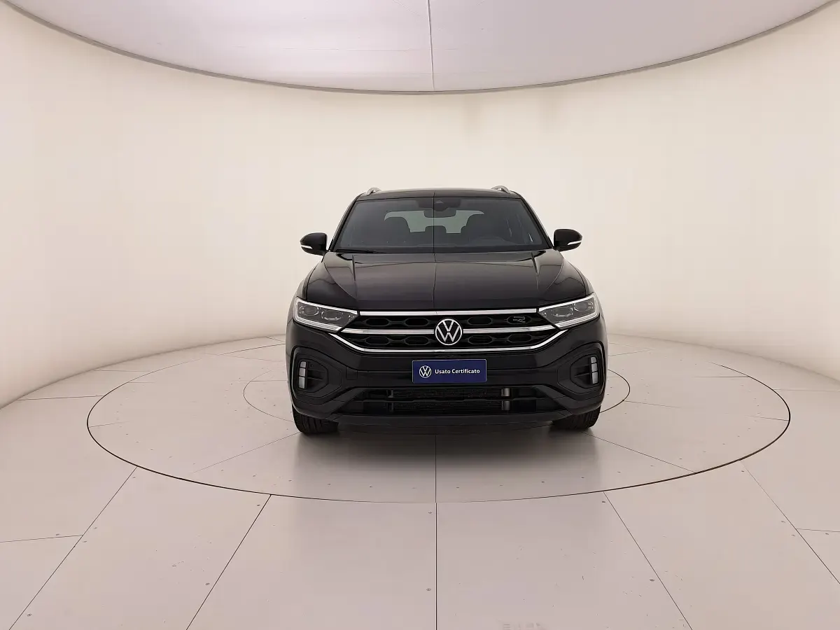 Usata VW T-Roc R-line 150 CV (110 kW) 2024 Deep black perlato SUV