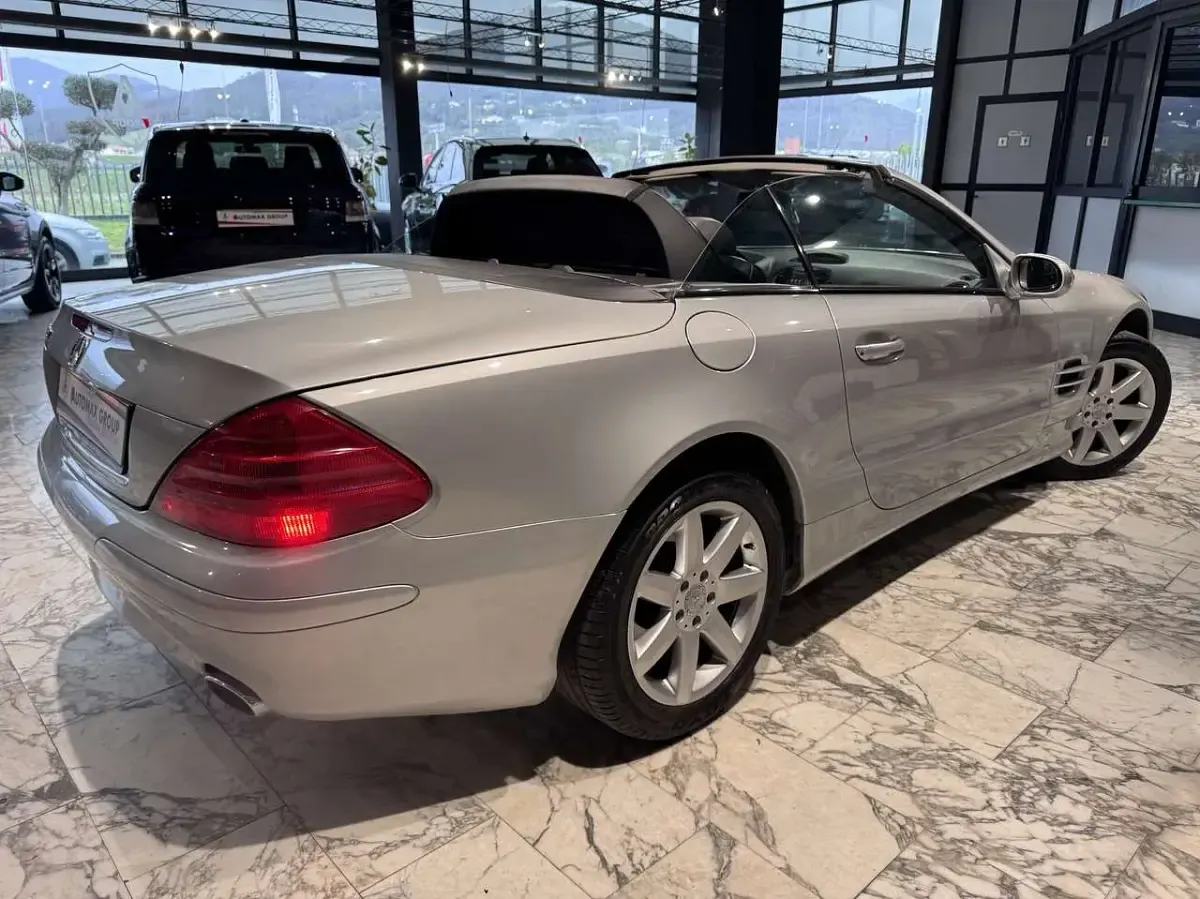 Käytetty Mercedes SL350 245 HP (180 kW) 2004 Hopea Avoauto