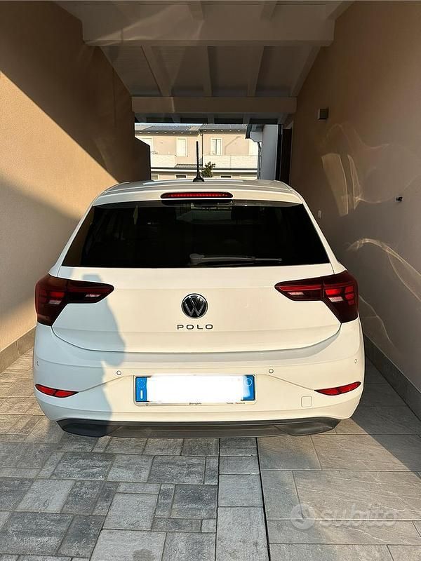Usata VW Polo Life 95 CV (69 kW) 2024 Bianco Utilitaria