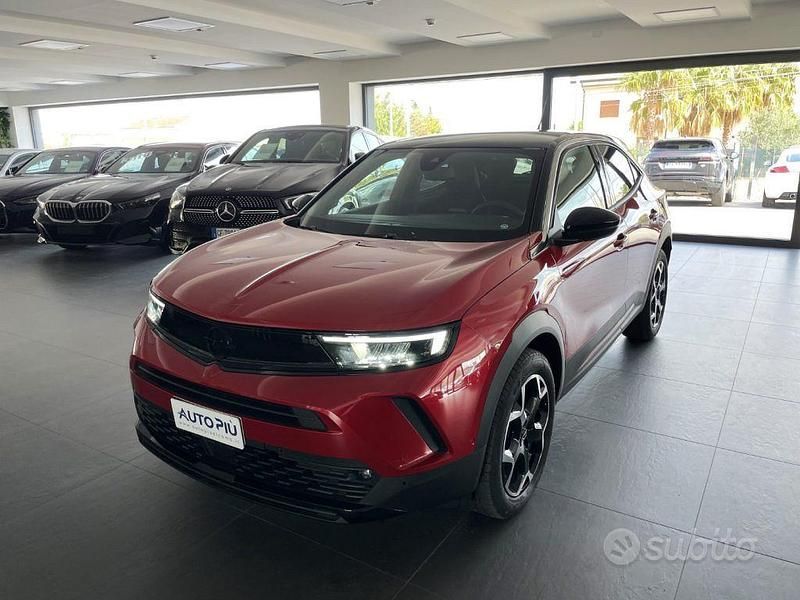 Usata Opel Mokka Ultimate 136 CV (100 kW) 2024 Red rubi SUV