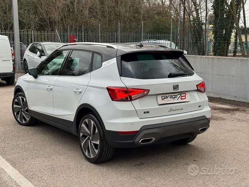 Usata Seat Arona FR 116 CV (85 kW) 2024 Bianco SUV