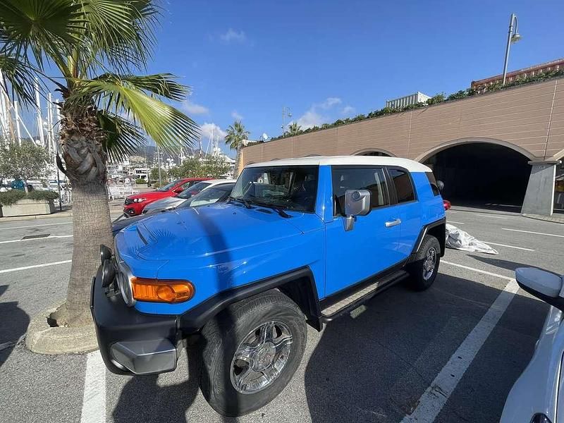 Usata Toyota FJ Cruiser 266 CV (195 kW) 2008 Blu/azzurro SUV