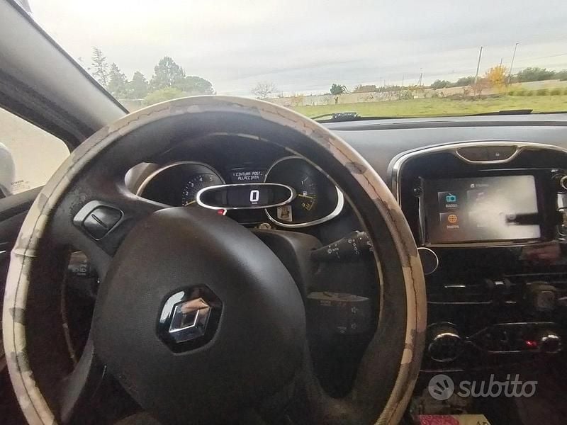 Usata Renault Clio IV 75 CV (55 kW) 2013 Berlina