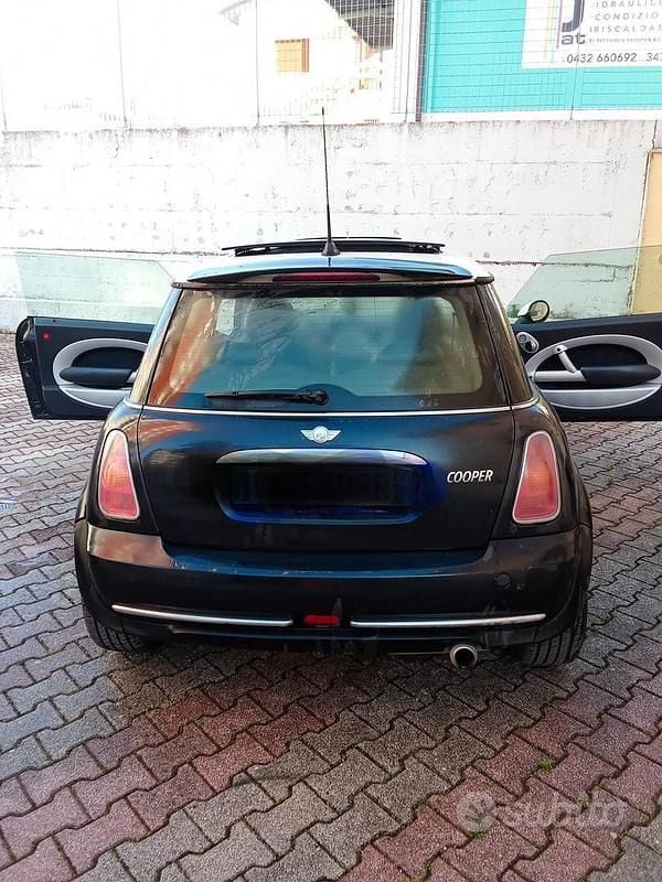 Usata Mini Cooper 115 CV (84 kW) 2004 Utilitaria