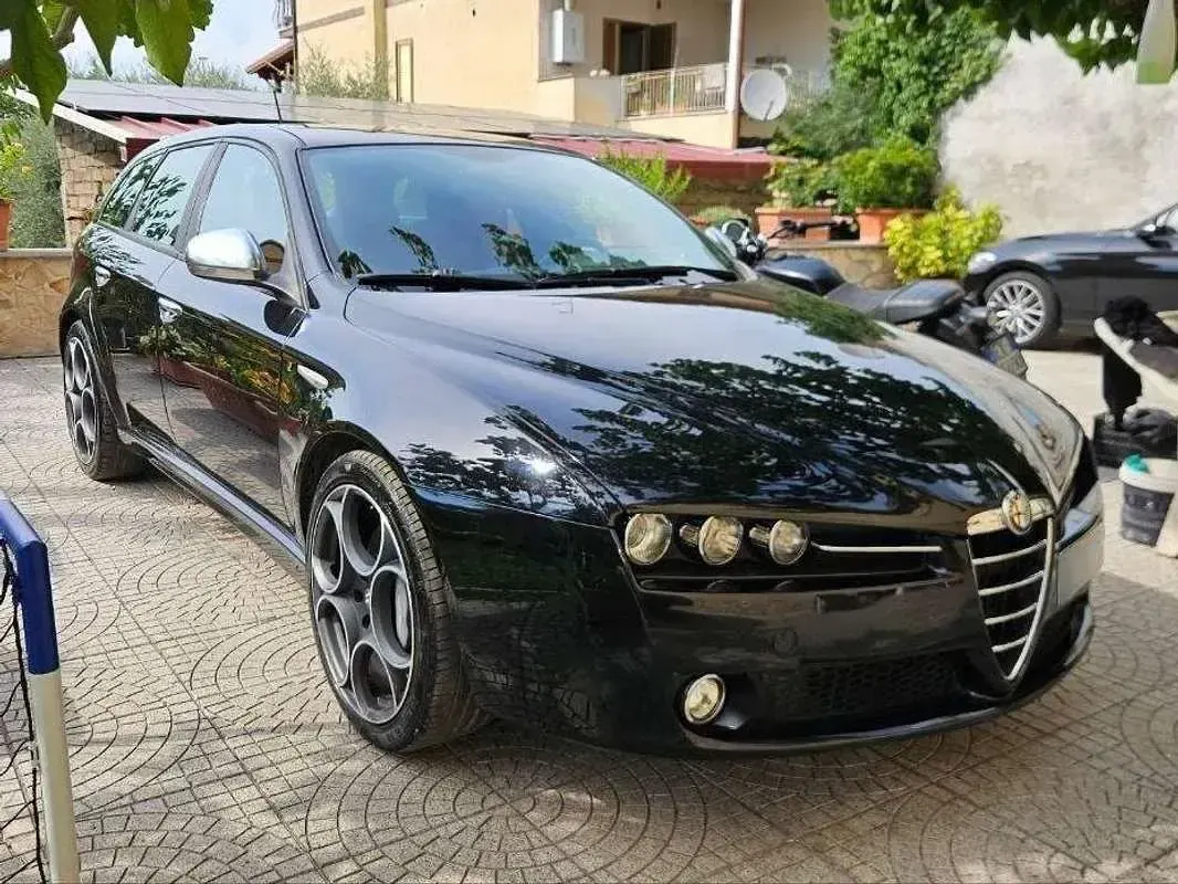 Usata Alfa Romeo 159 Progression 200 CV (147 kW) 2011 Nero Station wagon