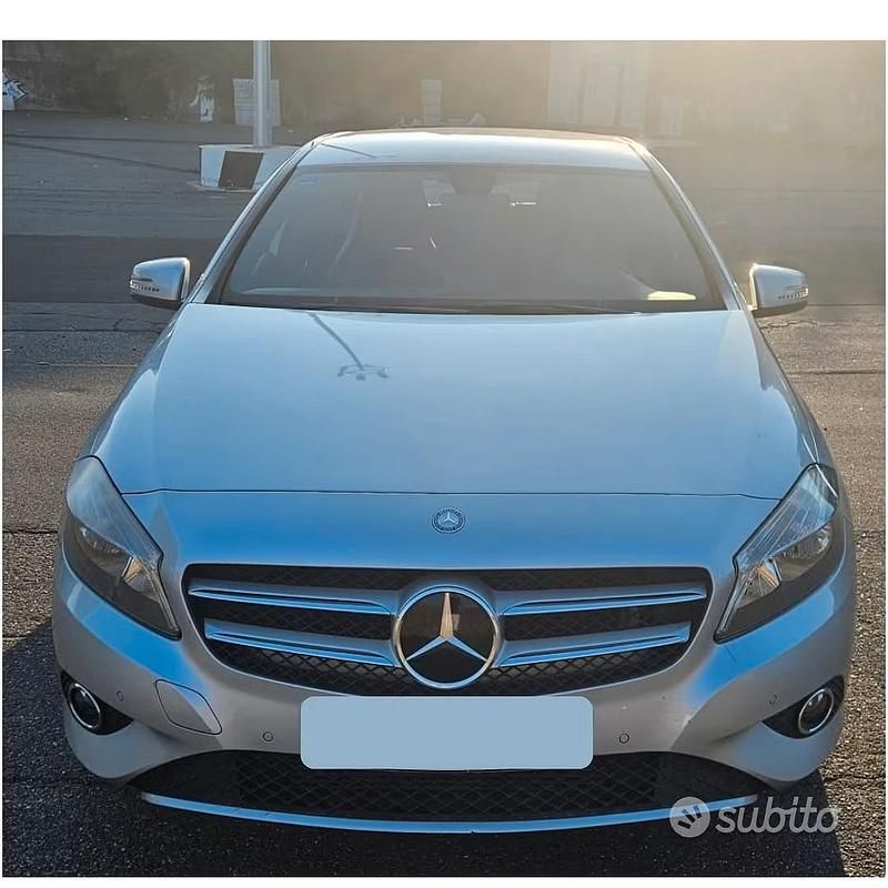 Usata Mercedes A180 2014 Grigio Berlina