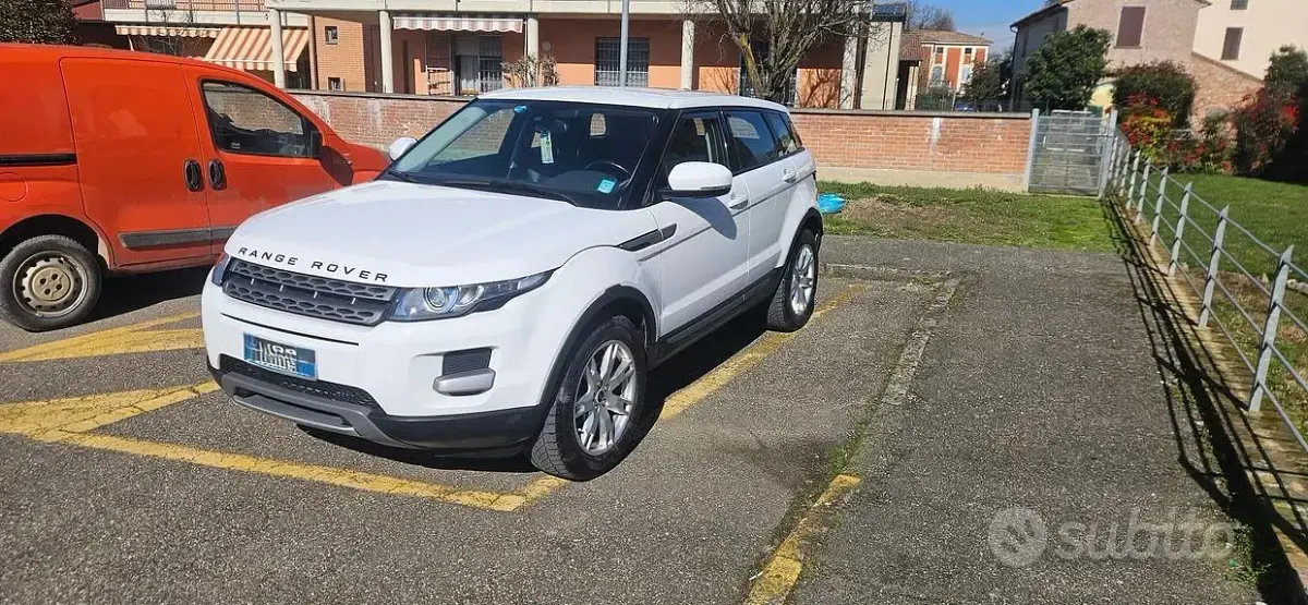 Usata Land Rover Range Rover evoque Pure 150 CV (110 kW) 2011 Bianco SUV