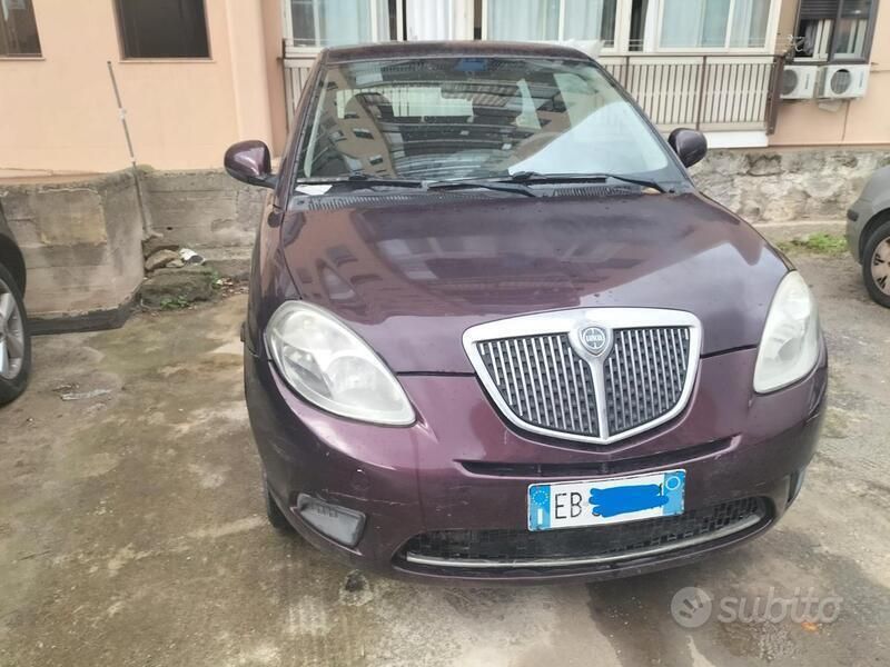 Usata Lancia Ypsilon 60 CV (44 kW) 2010 Utilitaria