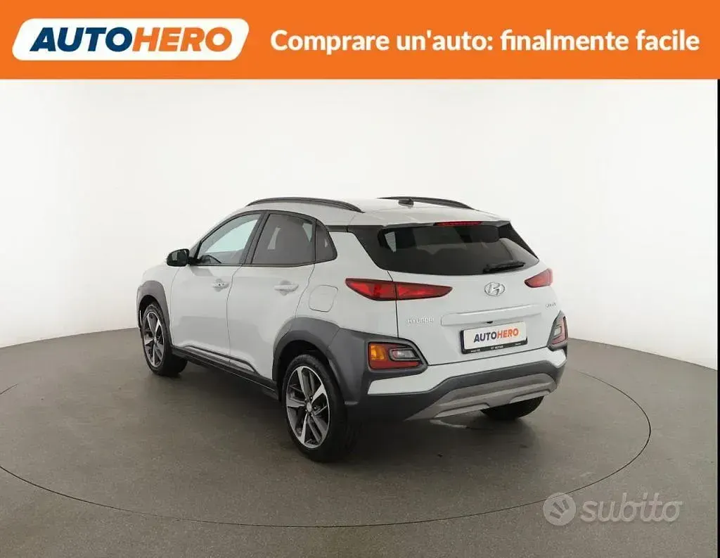 Usata Hyundai Kona Xpossible 120 CV (88 kW) 2019 Bianco SUV