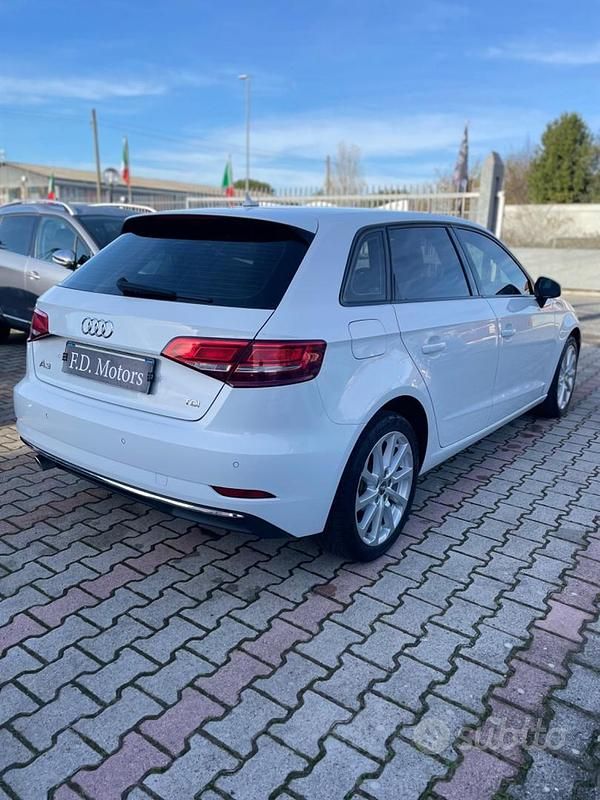Usata Audi A3 Business 110 CV (80 kW) 2017 Bianco Berlina